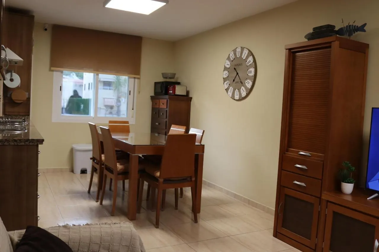 Apartamentos Carihuela Playa, Acogedor, Wifi Y Fibra Optica Torremolinos Apartment
